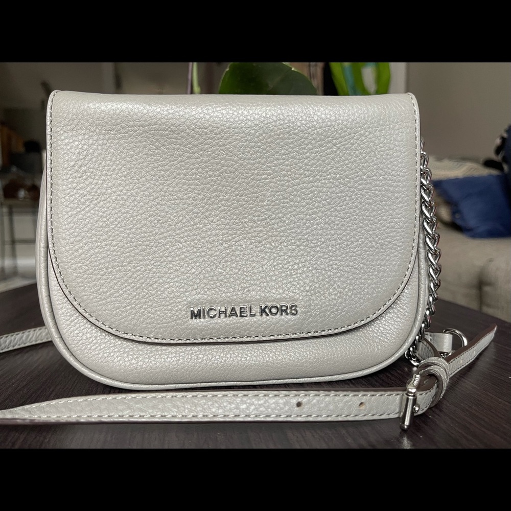 Crossbody leather bag